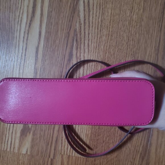 DKNY crossbody bag - Picture 2 of 4